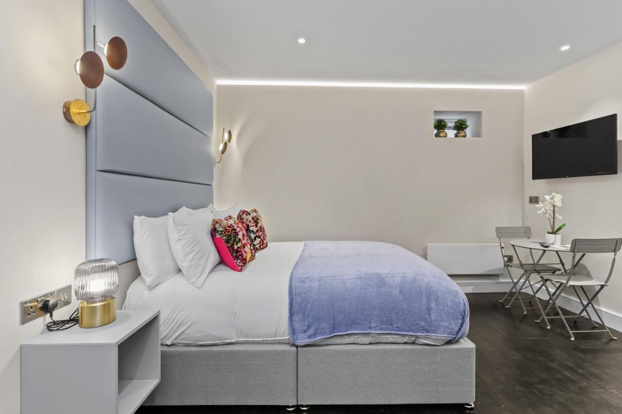 Modern Studio Flat Londen Buitenkant foto