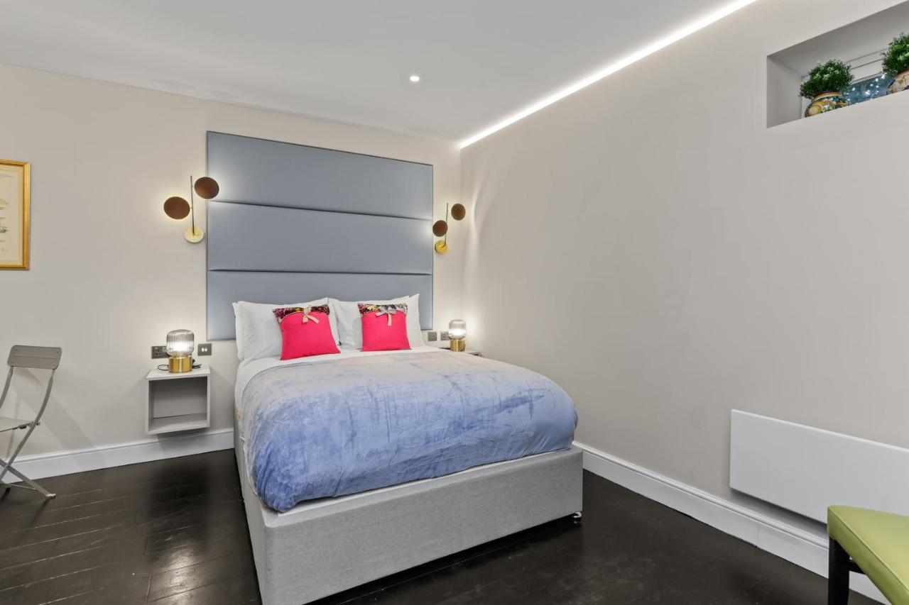 Modern Studio Flat Londen Buitenkant foto